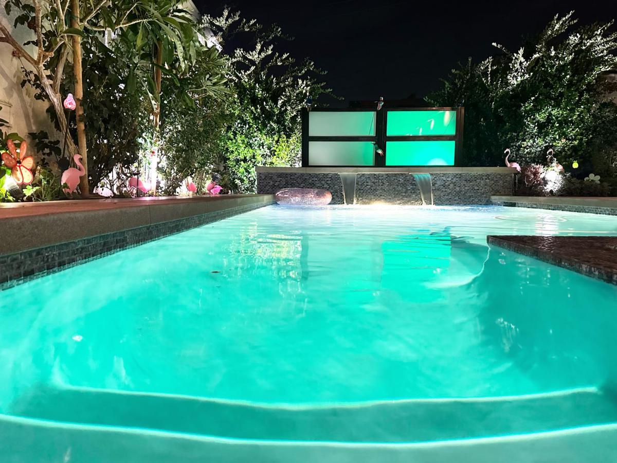 Noho Luxury Oasis I Saltwater Pool-Spa I Sleeps Up To 8 I 15 Mins From Hollywood ลอสแอนเจลิส ภายนอก รูปภาพ